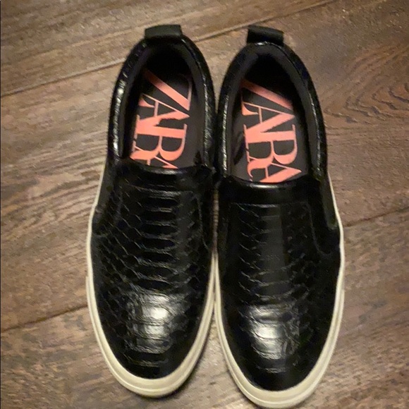 Zara shoes - Picture 1 of 2